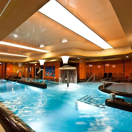 Wellamarin Отель Замарди